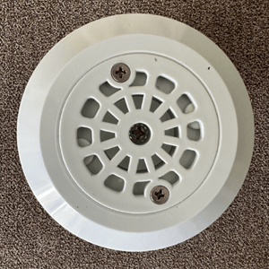 Recalled TOPINCN pool drain cover (top view)