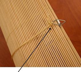 Roll-up blind without release clips INCLUDED IN THIS RECALL