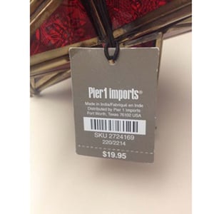 Hangtag on glass star lanterns