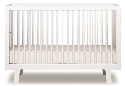 Oeuf Sparrow crib. Sold also in the colors birch, grey and walnut.