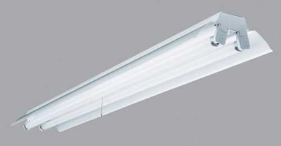 Shoplight with side reflector