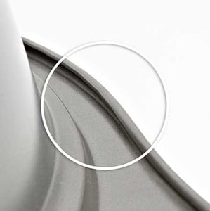 Recalled roasting pans have incorrectly finished rims