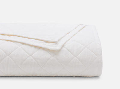Recalled "Bankhead Basic Classic Quilt" white