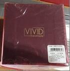 “VIVID handmade” written in gold letters