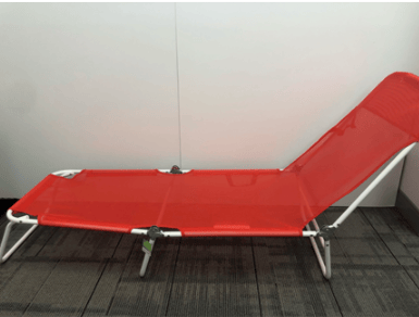 Recalled beach lounger - red