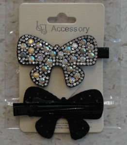 Recalled bowtie hairclip - White