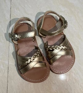 Recalled Otter MOMO children's sandal - gold