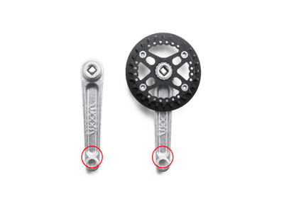 The recalled cranks have no space between the well with the woom logo and the pedal thread
