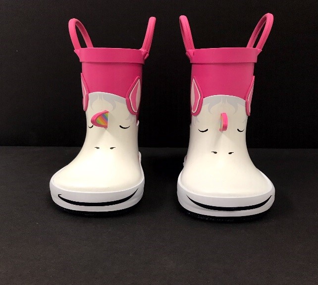 Photo of the front view of the recalled Cat & Jack “Lilia” Rain Boots