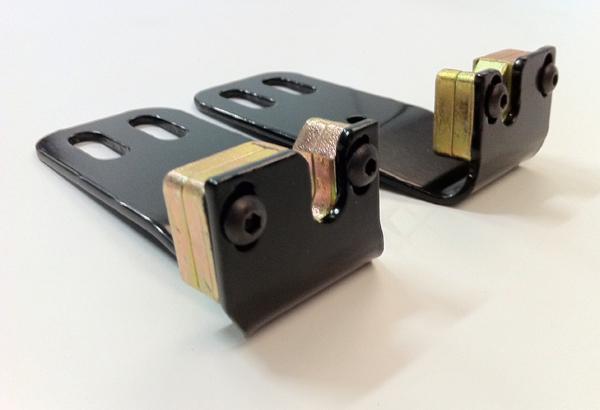 Utility vehicle latches