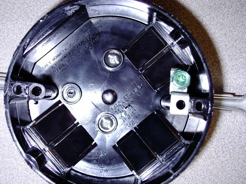 Recalled Cooper Crouse-Hinds ceiling box