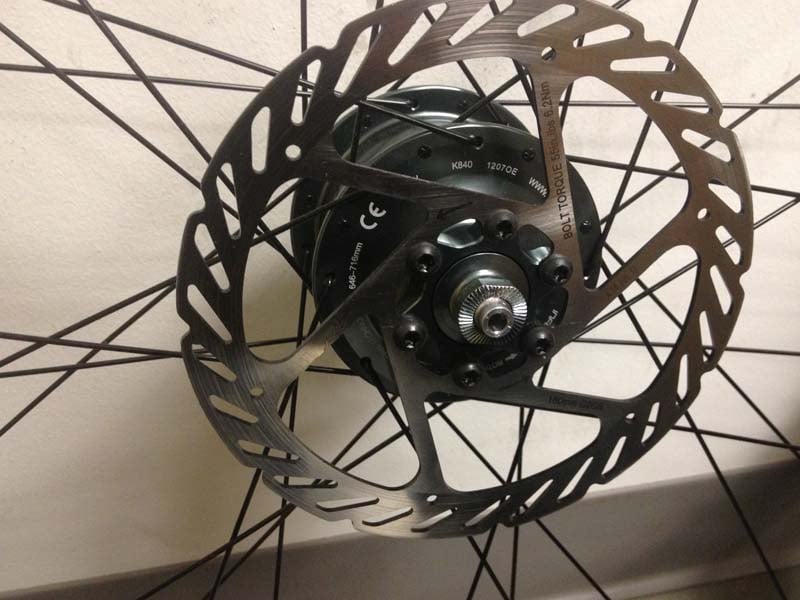 Specialized Front Hub